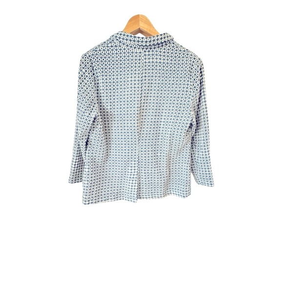 5 for $40 SALE 
CHICO’S Blue White Eyelet Knit Lightweight Blazers 1 (S), (8-10) - Picture 5 of 15